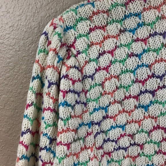 Cutest little vintage knit sweater!! - Picture 5 of 8